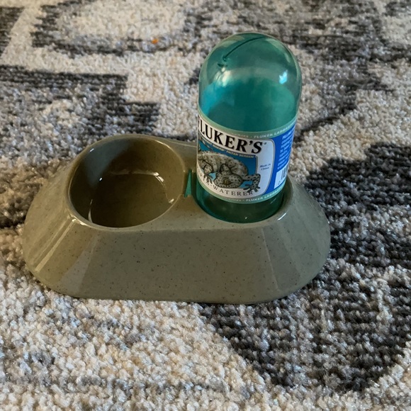 Fluker labs water bowl - Picture 2 of 7